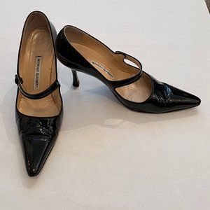 MANOLO BLAHNIK Campari Mary Jane Patent Black Leather heels pumps 37 1/2